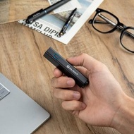 OLIGHT Diffuse 700lm 80米 USB-C 14500 電筒