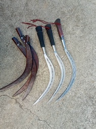 Bulu ayam 02 Kerajinan Madura