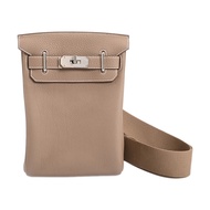 [二手] Hermes Kelly Accad PM 身體包，Veau Crispe Togo，Etoupe