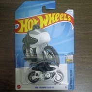 hotwheels triumph tiger 100