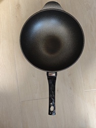 德國寶megastone不黏鑊炒鍋附蓋37.5cm,,11cm高