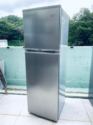 雪櫃 (雙門惠而浦) WF258 169CM高(可改左/右門鉸) 100%正常 二手電器 清倉大減價 最新款 貨到付款 精選貨品 香港二手 洗衣機 二手雪櫃 搬屋 傢俬 家庭用品 拆舊