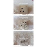 Crown 15 Amp Switch Socket/Crown 15  Amp Soket Suis/Crown 15 Amp 開關插座