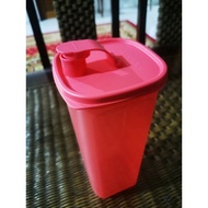 Tupperware Fridge Water Bottle