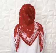 JILBAB SEGI EMPAT VOAL MOTIF MERAH PUTIH // kerudung segi empat voal motif BENDERA// hijab voal moti
