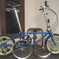 Dahon dabike (sepeda lipat)