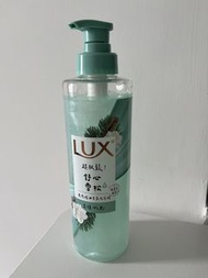LUX 舒心雪松沐浴露
