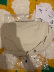 Lululemon white curved bag