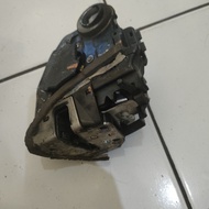 Vios gen 2 left front door lock