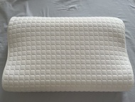 IKEA ROSENSKÄRM Ergonomic Pillow 人體工學枕頭