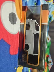 IXO Toyota Hiace 模型車