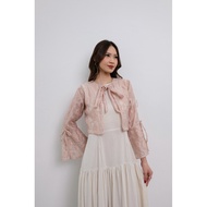 Daphne outer crop