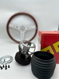 คอพวงมาลัย MOMO แท้ Made in Italy แบบ Collapsible สำหรับ Porsche 944 (1985)  964 993 ของอยู่ในไทย มี