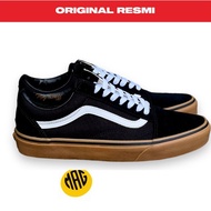 OLDSKULL Black Gum Shoes Sneakers Men's Shoes By Magstuff