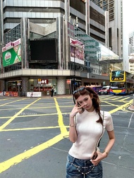 เสื้อยืดคอกลมแขนสั้นถักผ้าไหมน้ำแข็งทรงสลิมฟิต Jennie Old Money Style สำหรับผู้หญิง ทรงเข้ารูป เสื้อ