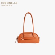 COCCINELLE กระเป๋าสะพายไหล่ผู้หญิง รุ่น PAKI SHOULDER BAG 120201 สี CRAB/CRAB