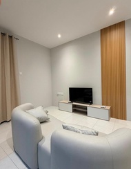 Rumah m² dengan 4 bilik tidur dan 2 bilik mandi peribadi di Pusat bandar Kuching (Near Vivacity & E