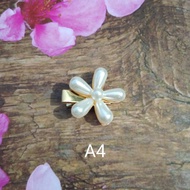 A4 Hair Clip