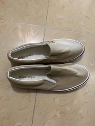 日本牌子百搭易襯ehka sopo卡其色休閒鞋平底鞋