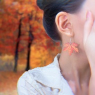 [MH] European American Autumn Winter New Style Wooden Texture Feel Maple Leaf Earrings Female Red Ma
