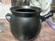 黑色超大砂鍋煲