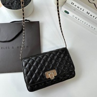 กระเป๋าสะพายข้าง Ck woc สายปรับได้ ขนาด 8 นิ้ว