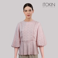 ITOKIN เสื้อเบลาส์ผู้หญิง  PIPING SOFT JACQUARD BLOUSE สีชมพู W5B221