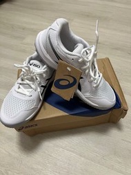 asics兒童鞋，網球鞋，劍擊鞋，羽毛球鞋