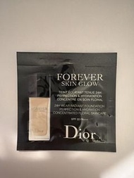 DIOR 恆久貼肌柔霧粉底液 Forever Skin Glow Foundation