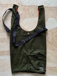 日本 Porter Tokyo Japan 軍綠色 Olive Green Military Green CVS Bagger 手提 環保袋 Logo Tote Bag 手挽 上膊 布袋 手挽 斜孭 