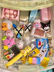 大量 扭蛋 絕版 稀有 中古古早 昭和 掛件 吊飾 擺件 PEZ Tamagotchi Sanrio Usahana 咖哩君 Daikin 水滴人 手機 摺機 Assorted Kawaii Keyc