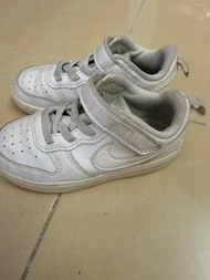 Nike Court Borough Low 2 兒童運動鞋