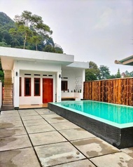 Villa m² dengan 1 kamar tidur dan 2 kamar mandi pribadi di Gunung Salak (Villa Cahaya2 taman nasion