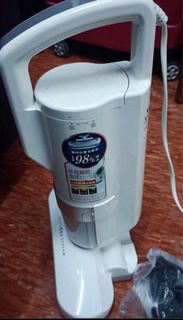 IRIS OHYAMA Cyclone Stream 吸塵機