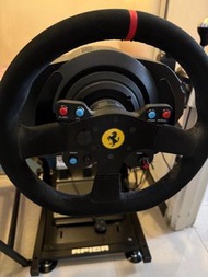 Thrustmaster T300 RS AE Ferrari Alcantara Edition