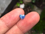 越南鈷尖晶石1.47克拉 顏色漂亮 吉爾德證書 少有心形切割 晶體乾淨滿火彩