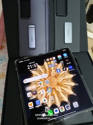 Honor Magic V2 香港行貨 16+512Gb
全套有盒配件齊 非常新淨
沒有任何維修 所有功能正常
議價勿擾 就我交易地點
二仟八佰元正 No Bargain