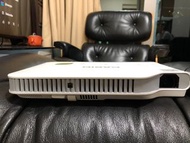 創新低價Casio XJ-A252 投影機 projector Made in JAPAN not Sony Samsung lg 