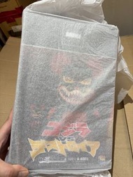 BE@RBRICK Godzilla vs. Hedorah 100% & 400%