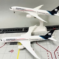 Boeing 787 Dreamliner AeroMexico Airlines 1:400 Scale Metal Model with Wheels + Stand