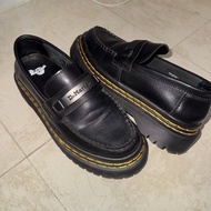 Dr. Martens 厚底樂福鞋