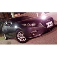 2015年 魂動 MAZDA 3 5D 2.0