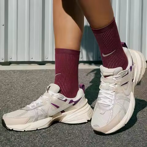 Nike genuine V2K Run PRM Women's Retro Durable Casual Shoes HF4305-072