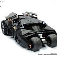Hot Toys MMS69 The Dark Knight Batmobile 1/6 Scale