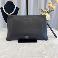 ✨Prada  全皮男款手拿包 28.5*18*1 98新