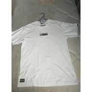 hype whitee....... .