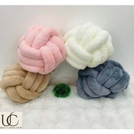 URBAN CURTAIN SHOP PLUSH KNOT BALL ACCENT PILLOW