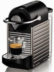 ㊣USA Gossip㊣ Nespresso Pixie Electric 義式膠囊咖啡機 Electric Titan