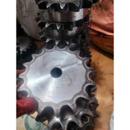 The sprocket has a hump on one side running on a chain of 80, 10 - 30 teeth. 80B sprocket, 80B sproc