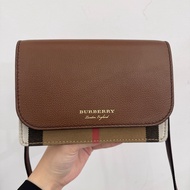 Burberry 經典格紋拼接牛皮WOC 近全新